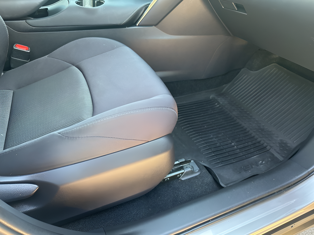 Used Car 2021 Toyota Venza  Limited For Sale Under $25,000 In Austin, Texas