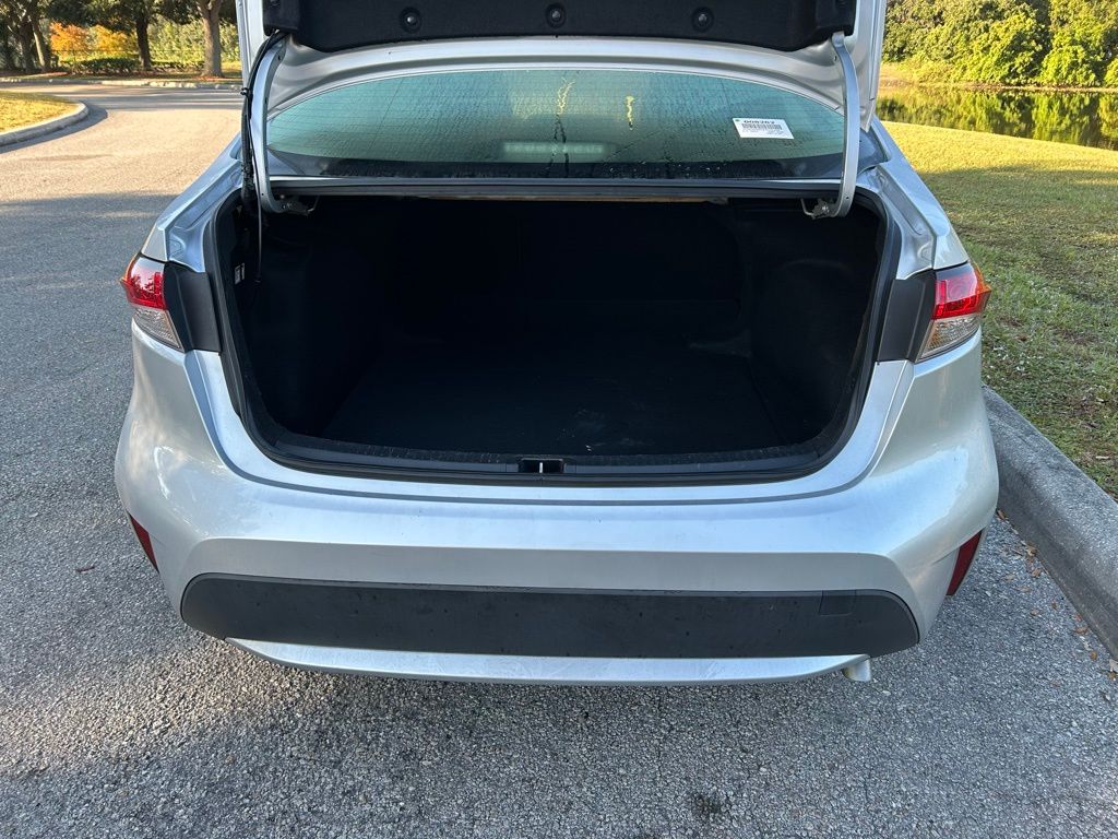 Thumbnail: 2022 Toyota Corolla - 10