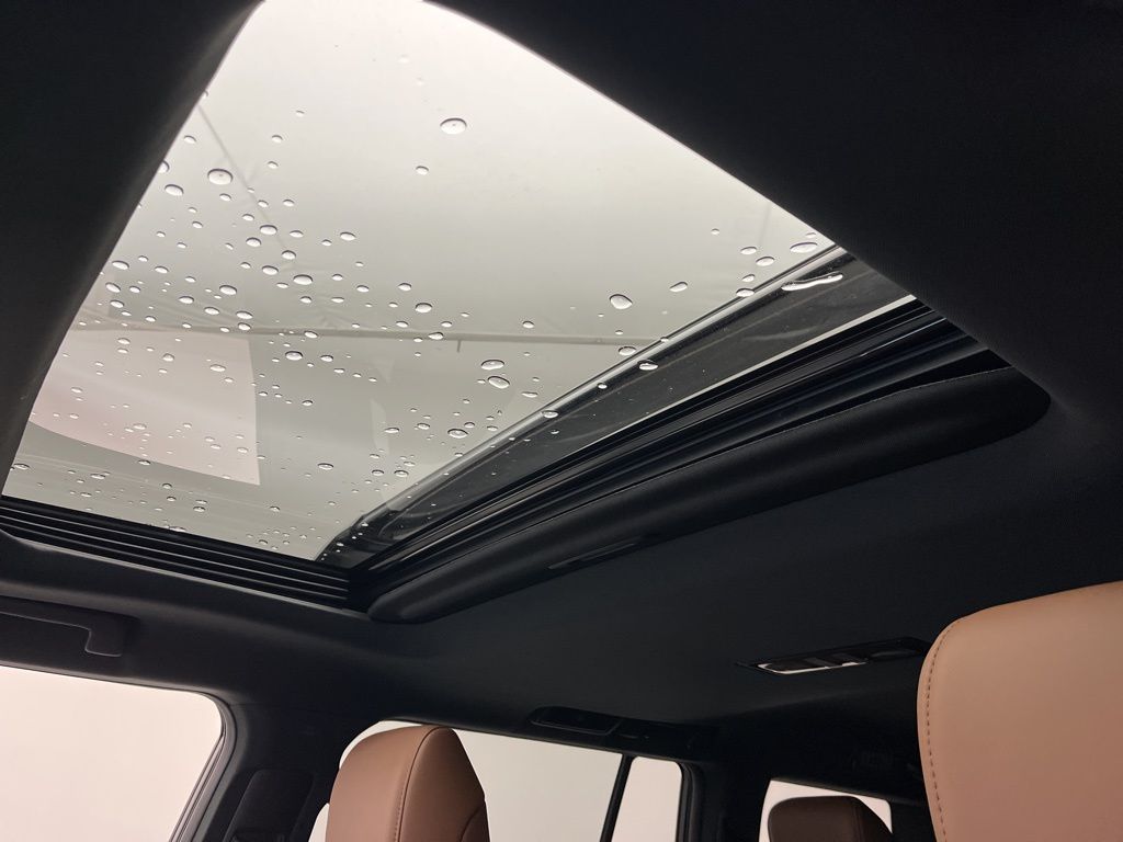 Thumbnail: 2025 Lexus GX - 21