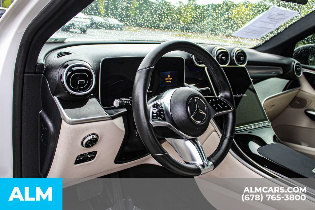Used 2025 White Mercedes-Benz GLC 350e image 30