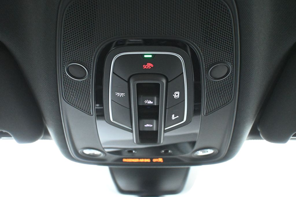 Thumbnail: 2026 Audi Q7 - 16