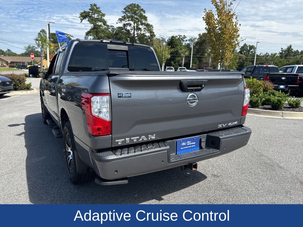 2022 Nissan Titan SV