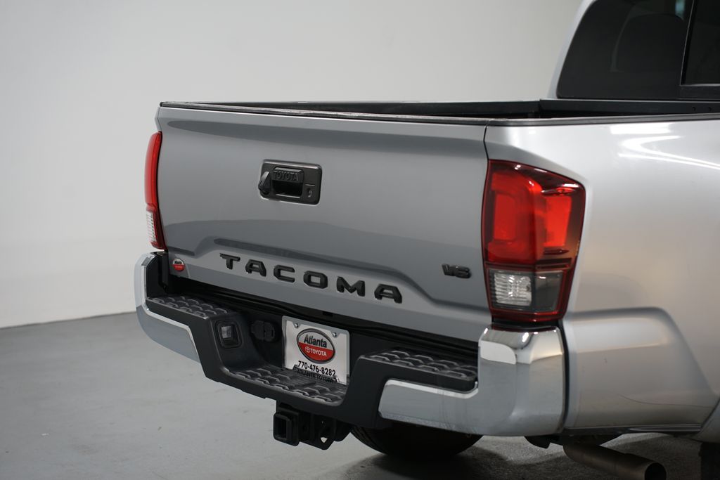 Thumbnail: 2021 Toyota Tacoma - 9
