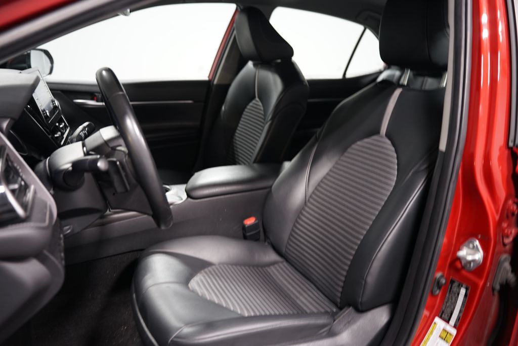 Thumbnail: 2023 Toyota Camry - 6