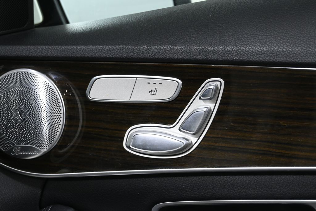 Thumbnail: 2018 Mercedes-Benz C-Class - 25