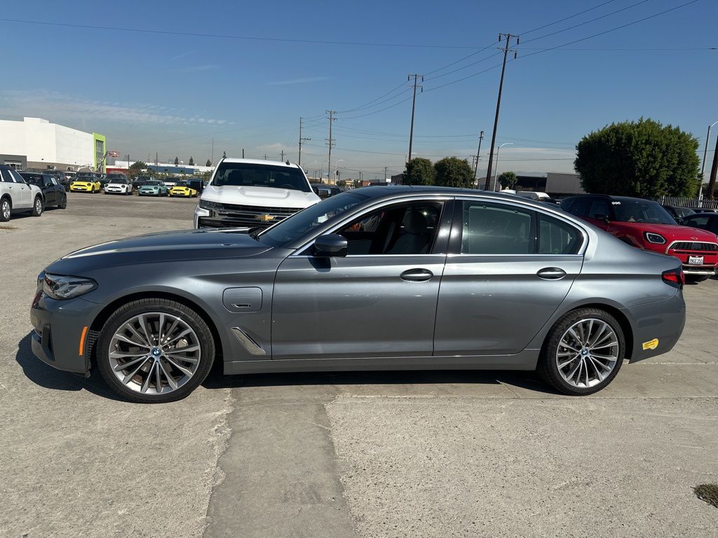 2022 BMW 5 Series 530e iPerformance 2