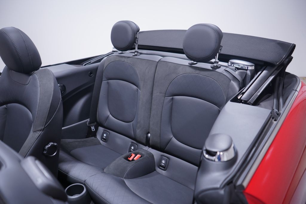 Thumbnail: 2023 MINI Cooper - 12