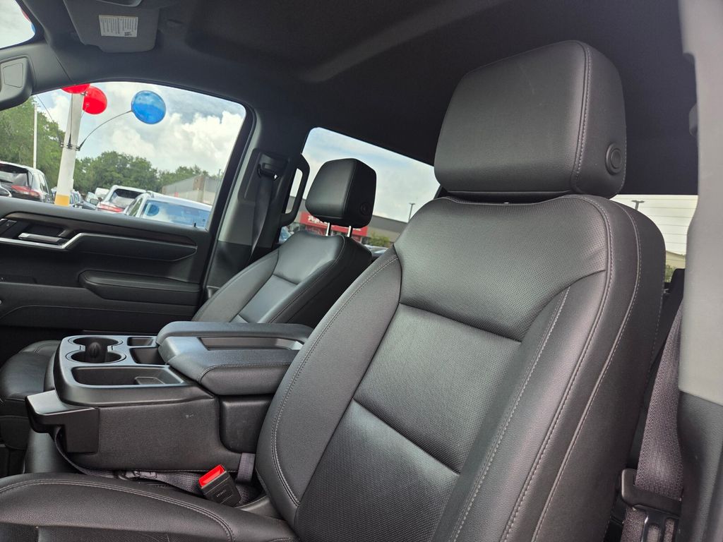 Certified Used 2025 Black GMC SLT image 11