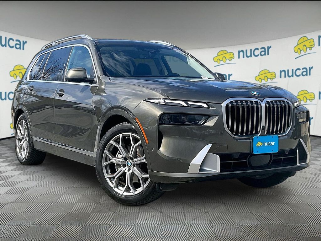 2024 BMW X7 — photo 1