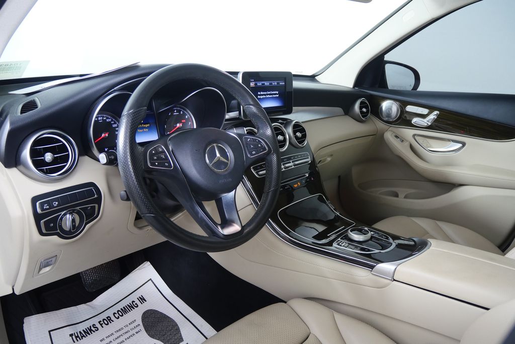 Thumbnail: 2018 Mercedes-Benz GLC - 13