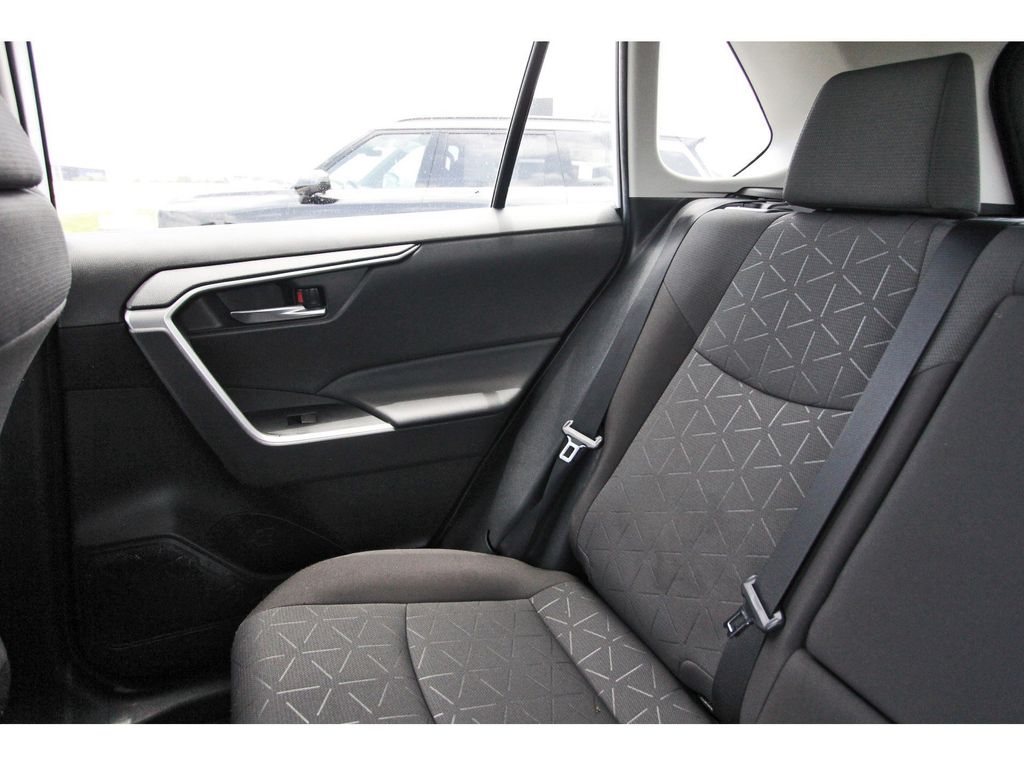 2022 Toyota RAV4 XLE White at Emmons Autoplex