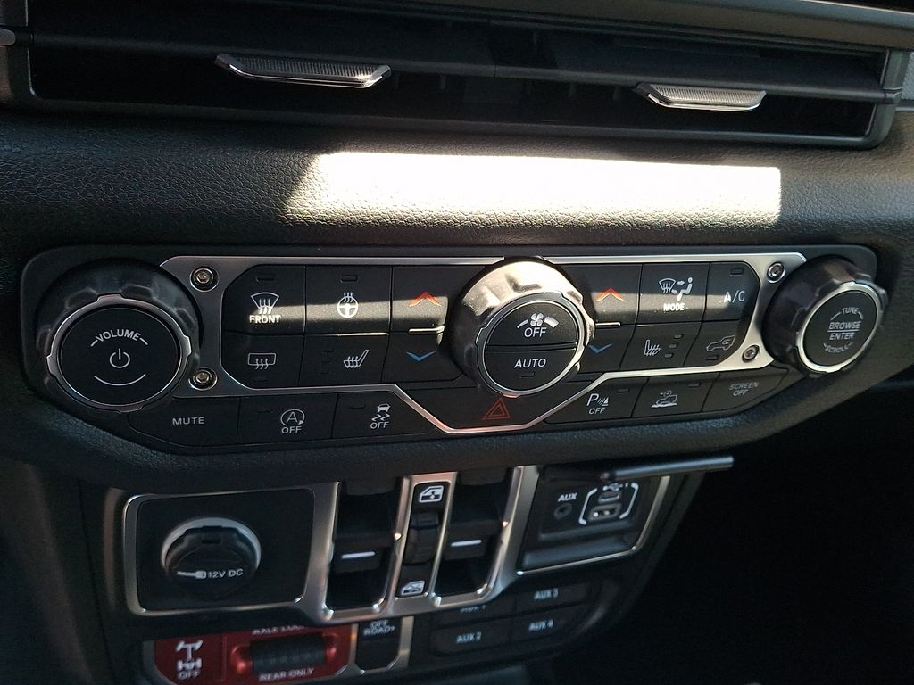 New 2026 Jeep Wrangler SUV