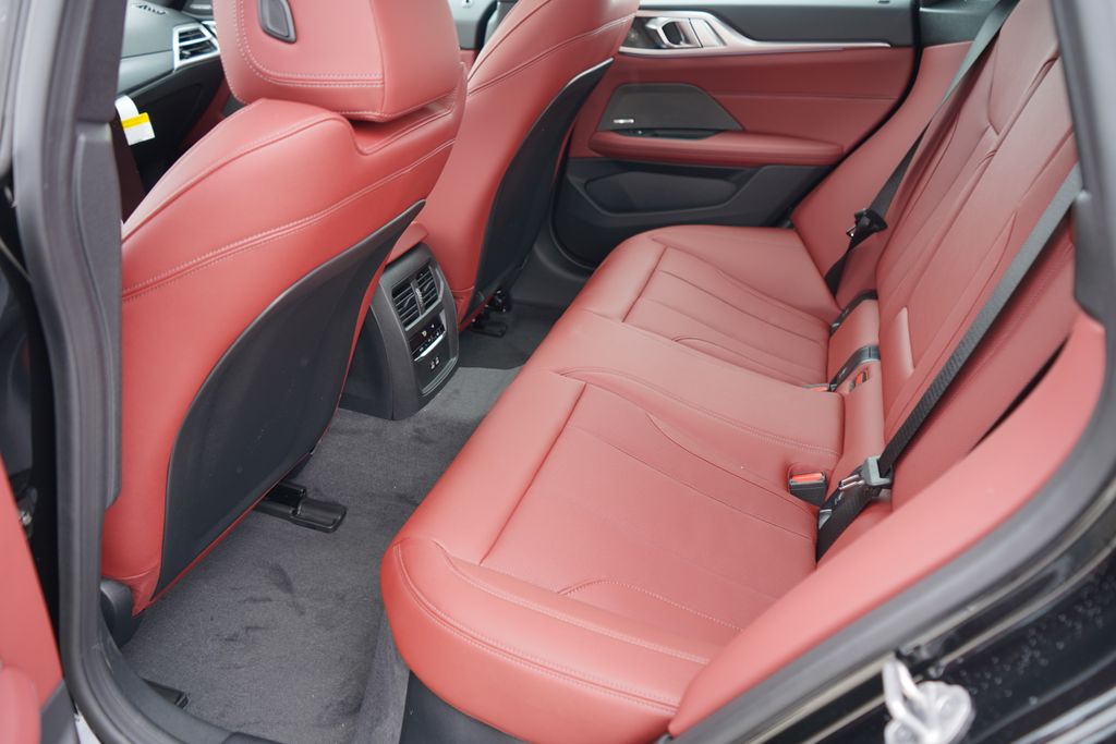 Thumbnail: 2026 BMW i4 - 20