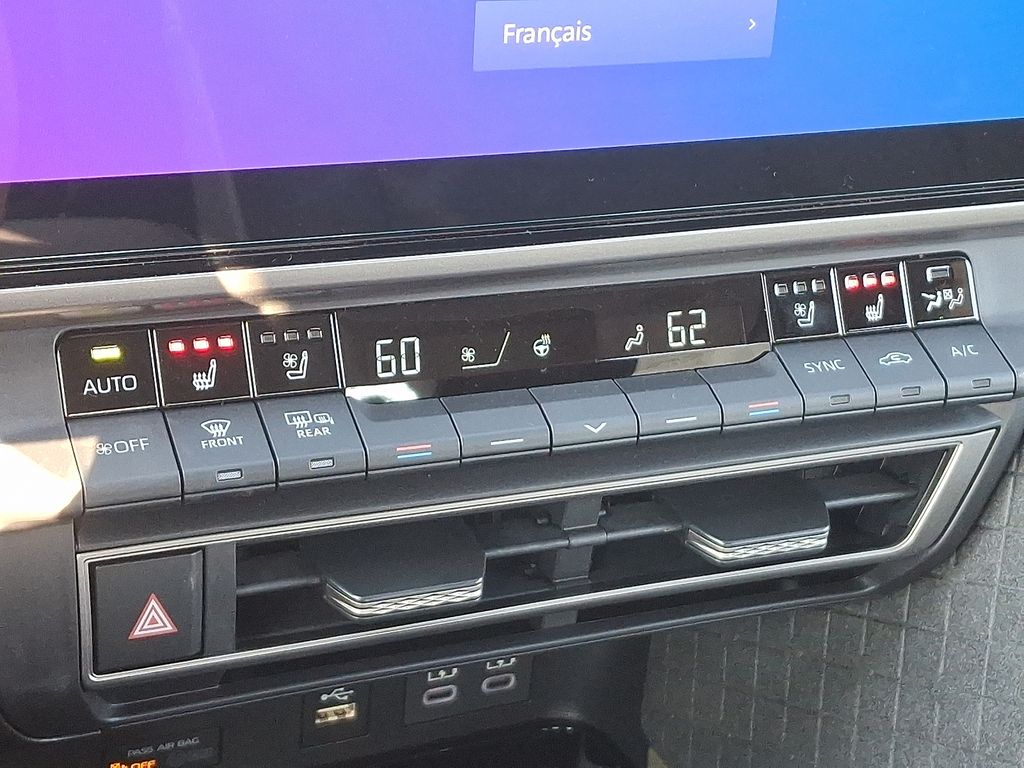 Thumbnail: 2025 Toyota Camry - 17