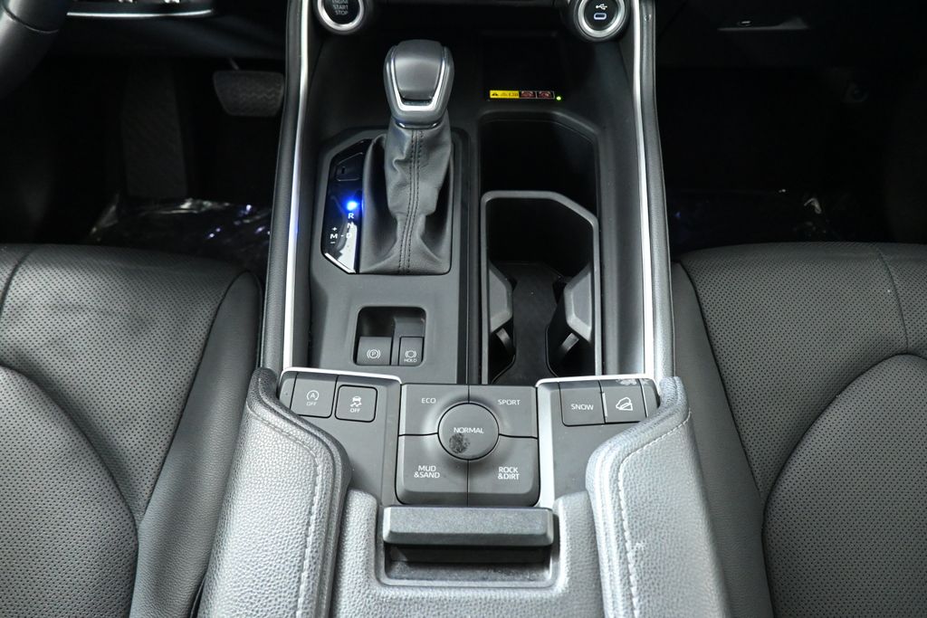 Thumbnail: 2024 Toyota Grand Highlander - 23