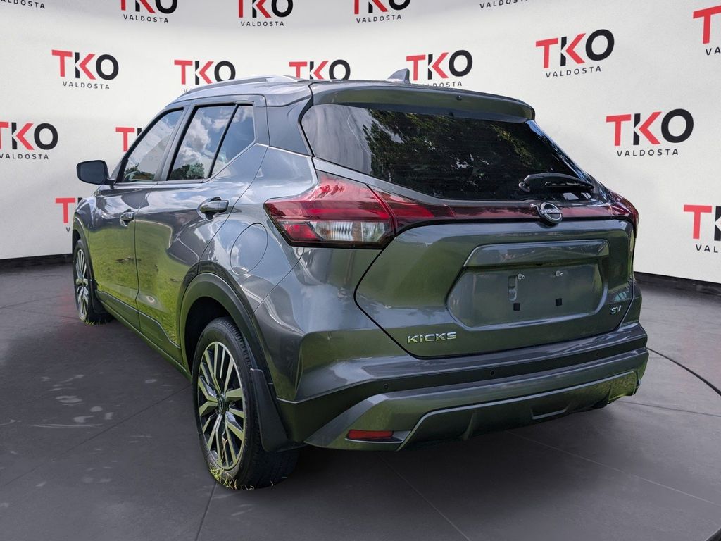Used 2024 Nissan Kicks SUV
