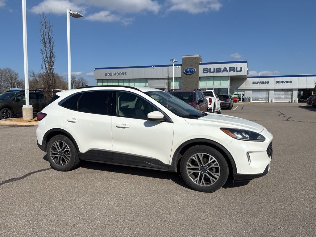 2020 Ford Escape SEL FWD