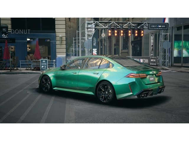 Thumbnail: 2026 BMW M5 - 2