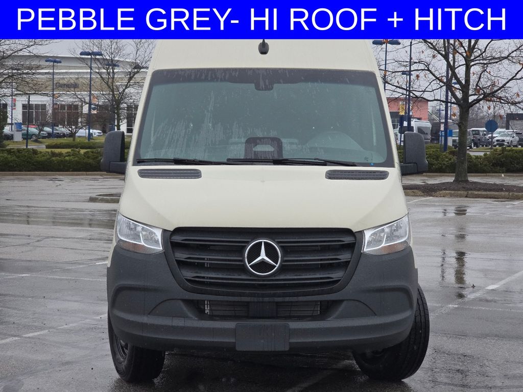 New 2026 Gray Mercedes-Benz Cargo 144 WB image 8