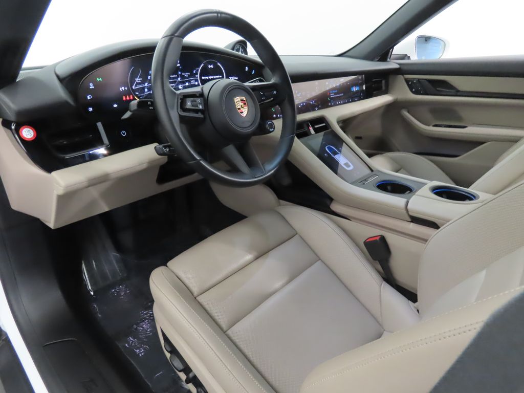 Thumbnail: 2024 Porsche Taycan - 4