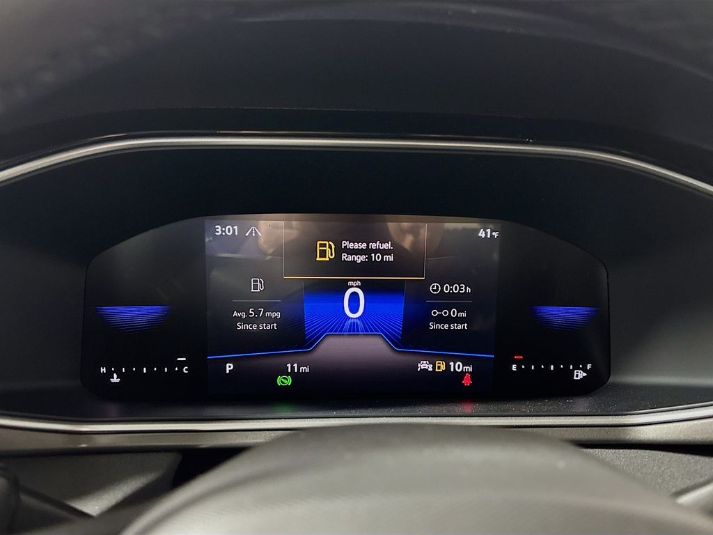 2025 Volkswagen Taos 1.5T SE Black