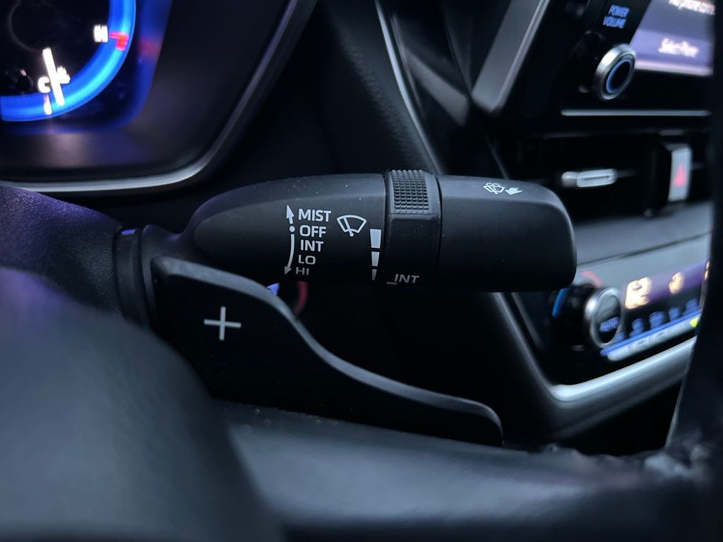 Thumbnail: 2022 Toyota Corolla - 21