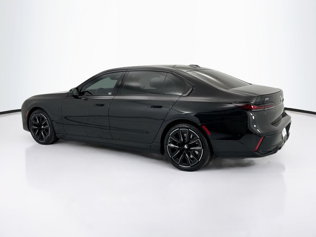 Thumbnail: 2023 BMW i7 - 7
