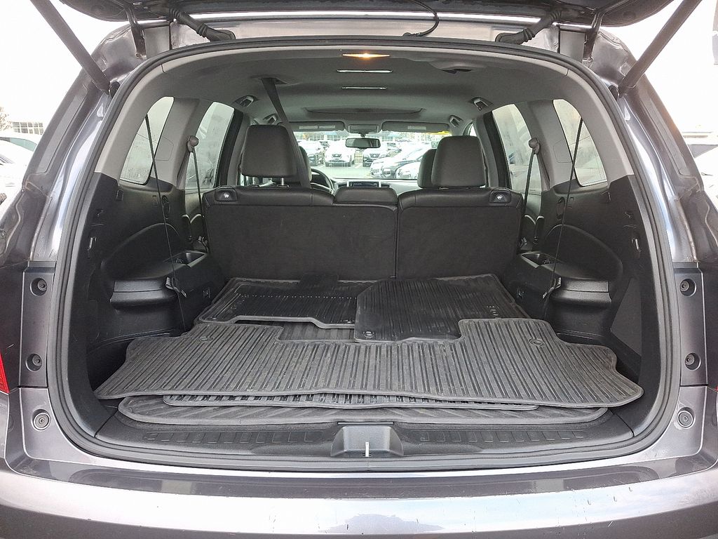 Thumbnail: 2016 Honda Pilot - 31