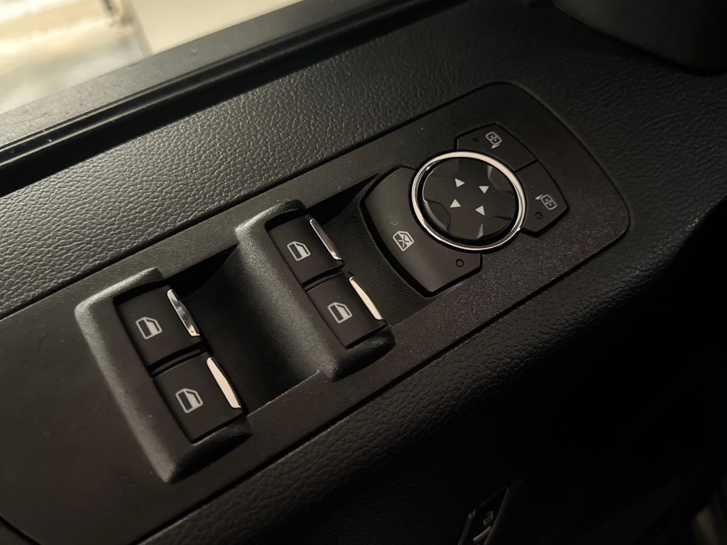Used 2017 Gray Ford XLT image 15