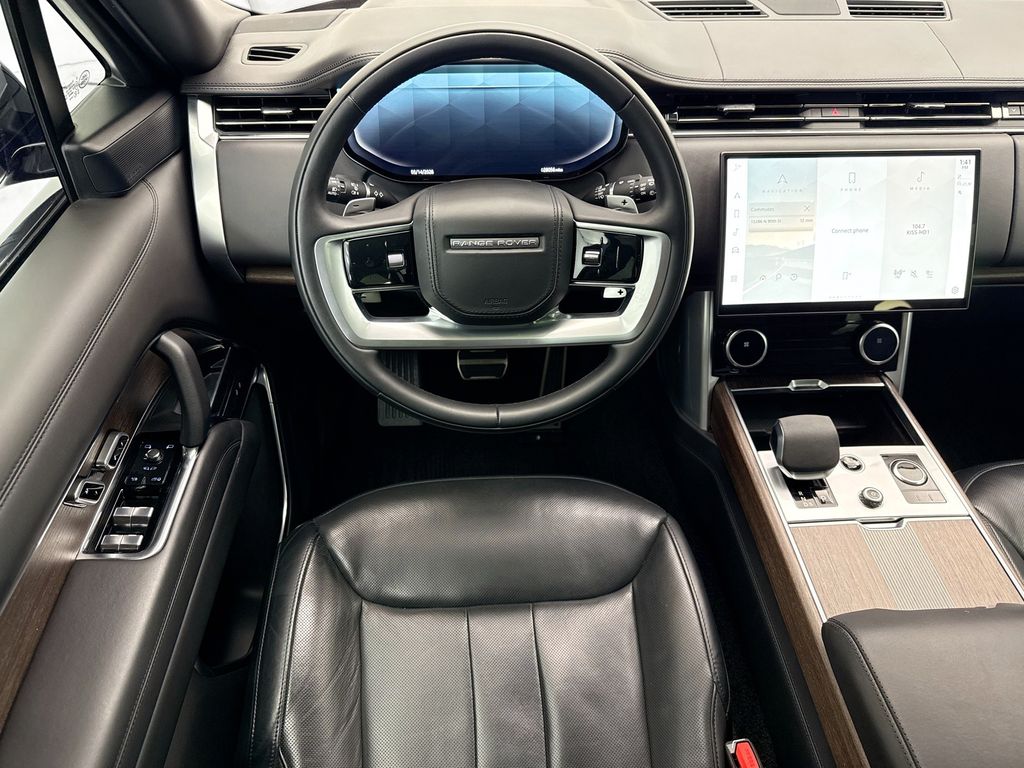 Thumbnail: 2023 Land Rover Range Rover - 10