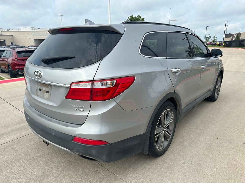 Thumbnail: 2015 Hyundai Santa Fe - 3