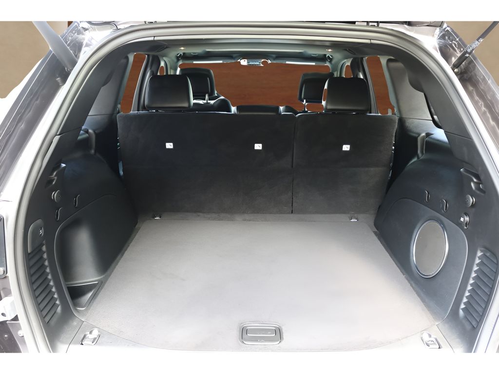 Used Car 2021 Jeep Grand Cherokee  Laredo X For Sale Under $30,000 In Austin, Texas