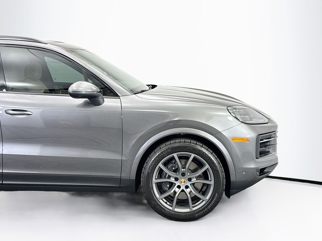 Thumbnail: 2026 Porsche Cayenne - 11