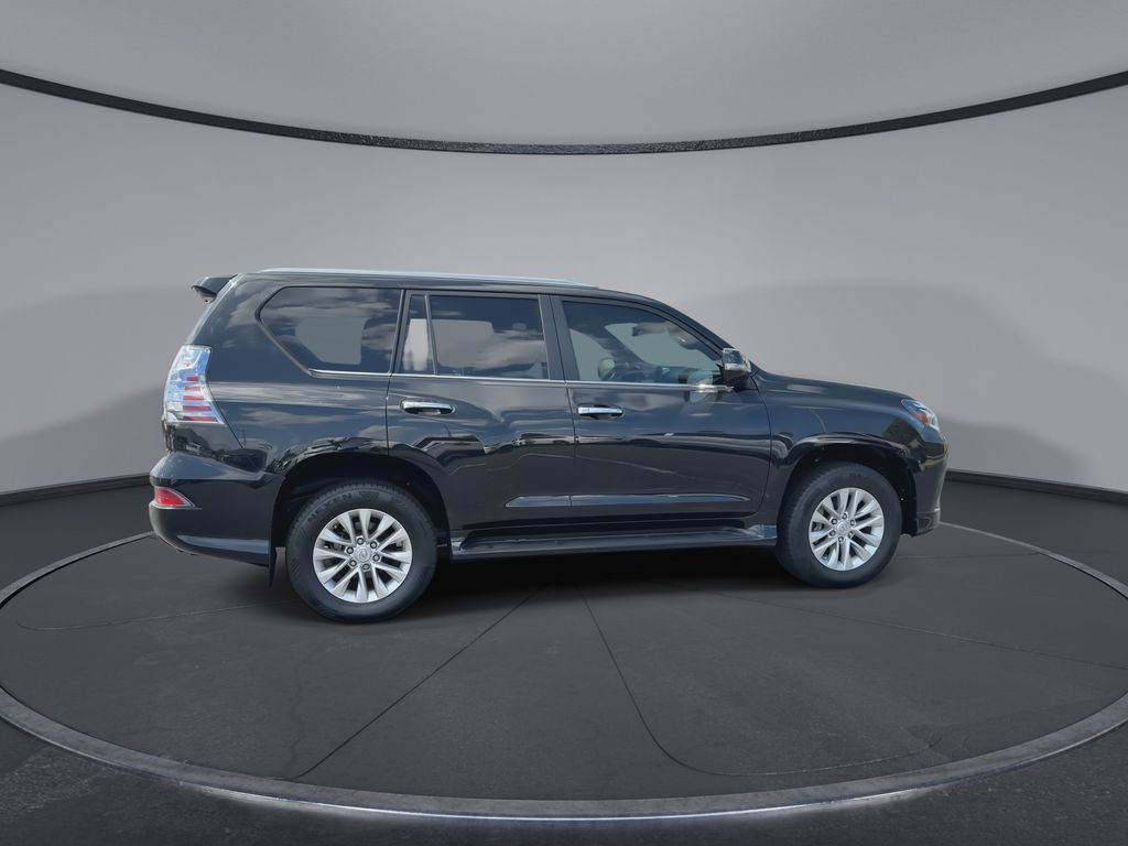 Thumbnail: 2023 Lexus GX - 9