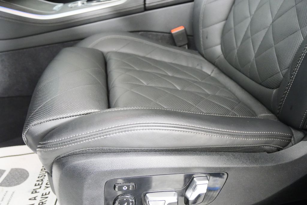 Thumbnail: 2025 BMW X5 - 8
