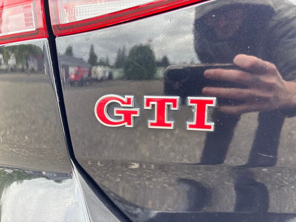 2015 Deep Black Pearl Volkswagen Golf GTI Autobahn FWD Hatchback