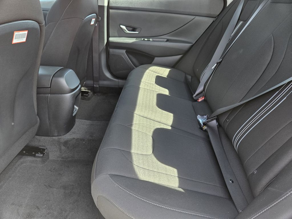 2026 Hyundai Elantra Hybrid