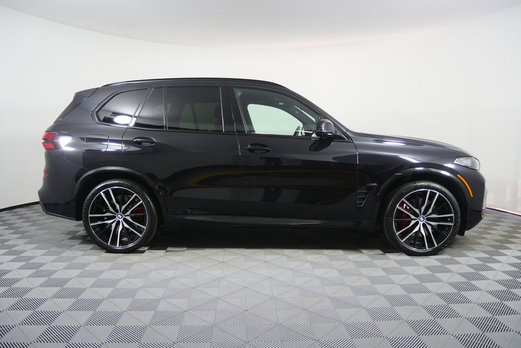 Thumbnail: 2024 BMW X5 - 2