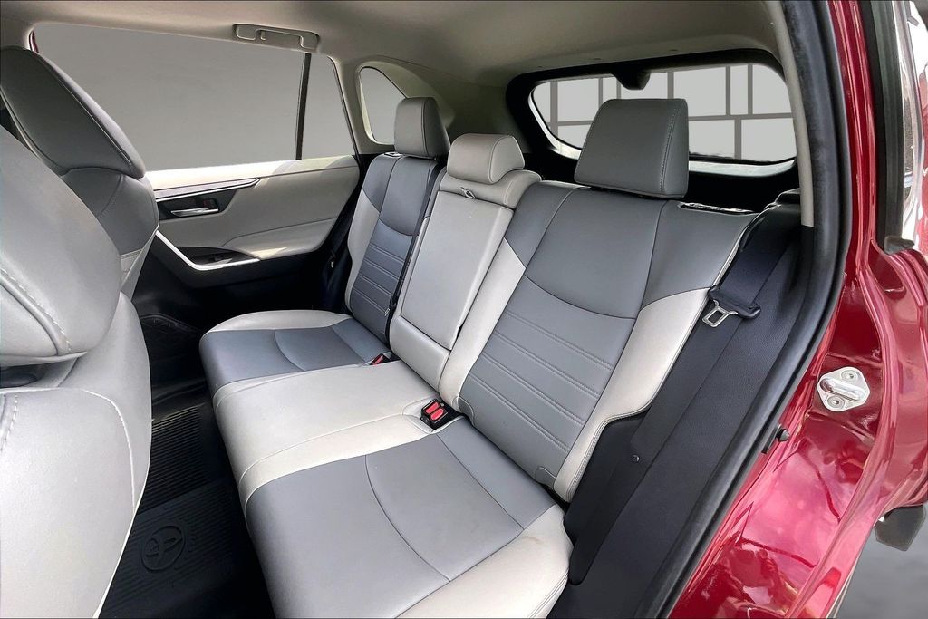 Used 2020 Toyota RAV4 SUV