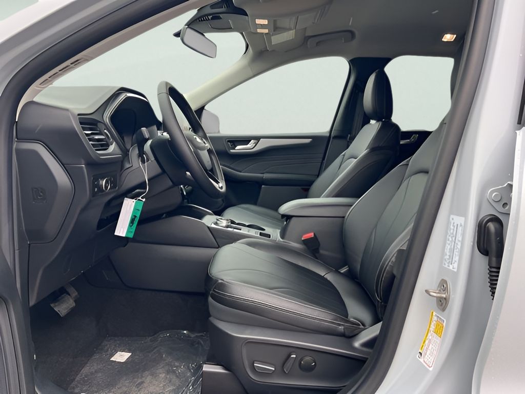 2026 Ford Escape Hybrid