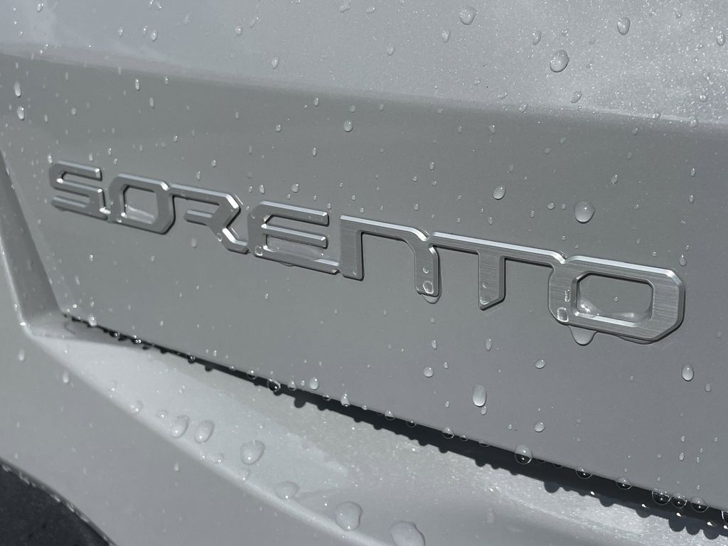 new 2026 Kia Sorento car, priced at $32,156