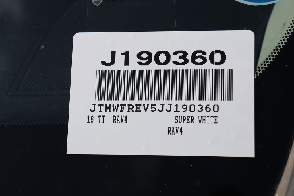 2018 Toyota RAV4 XLE 7