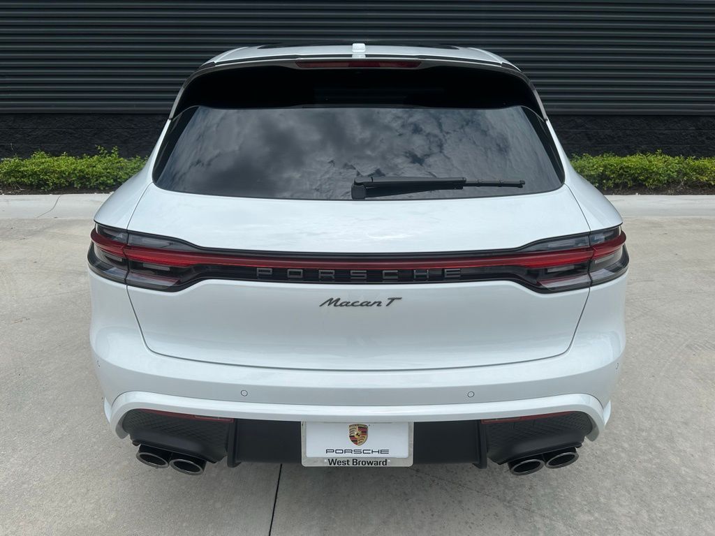 2024 Porsche Macan  9