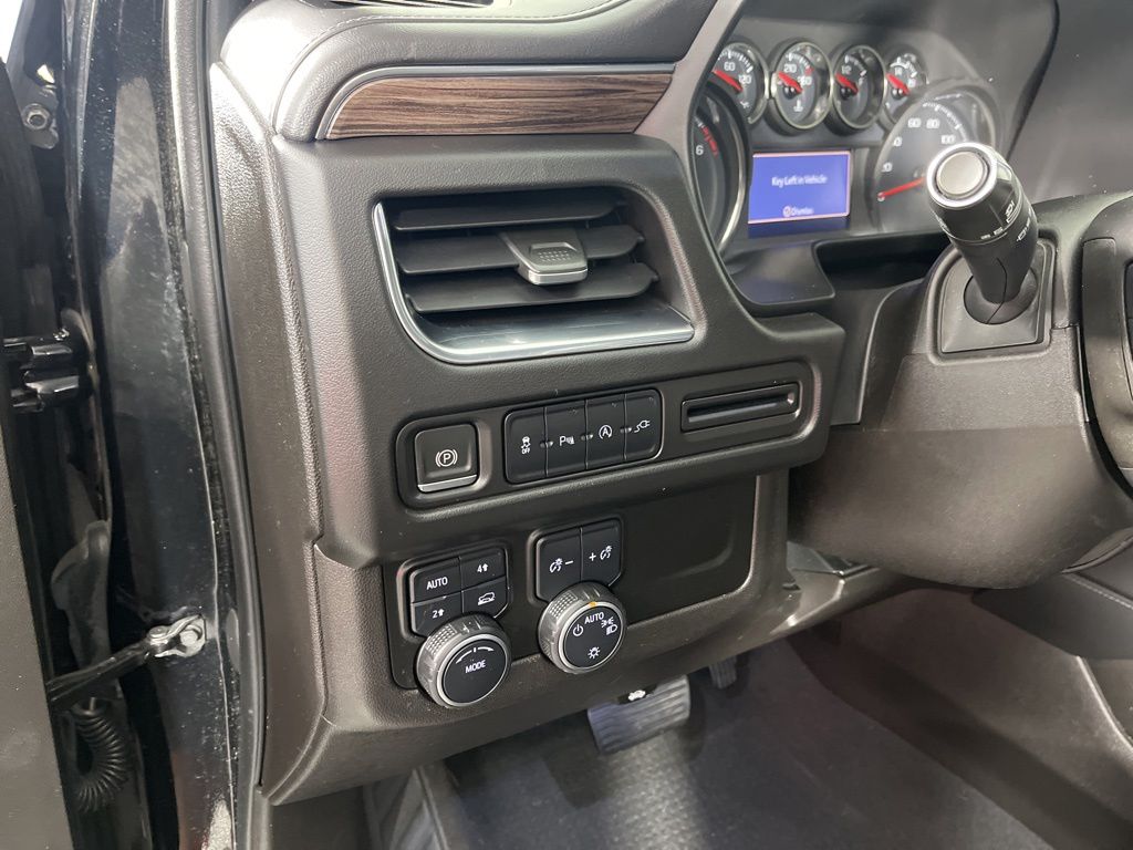 Thumbnail: 2021 Chevrolet Tahoe - 27