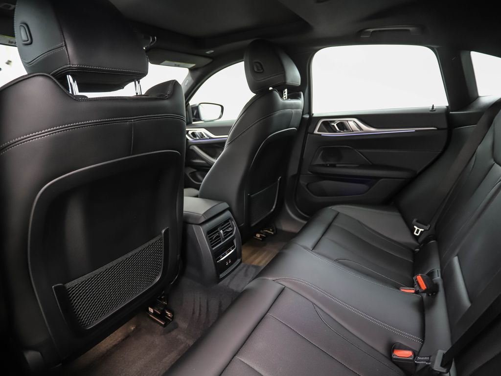 Thumbnail: 2023 BMW 4 Series - 21