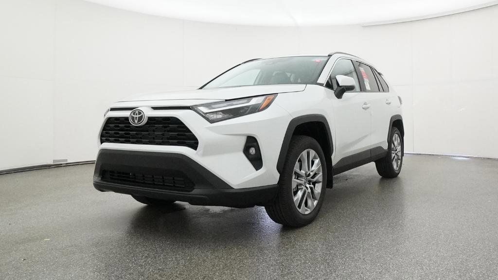 Thumbnail: 2025 Toyota RAV4 - 15