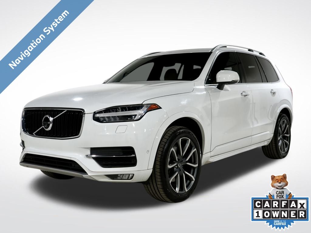 2018 Volvo XC90 T6 Momentum AWD
