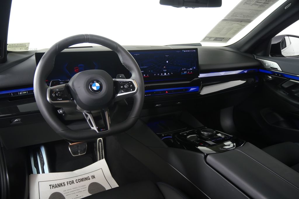 Thumbnail: 2024 BMW 5 Series - 18
