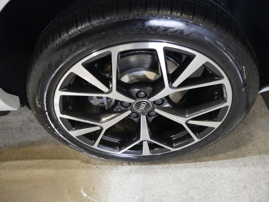 Thumbnail: 2026 Audi Q3 - 13