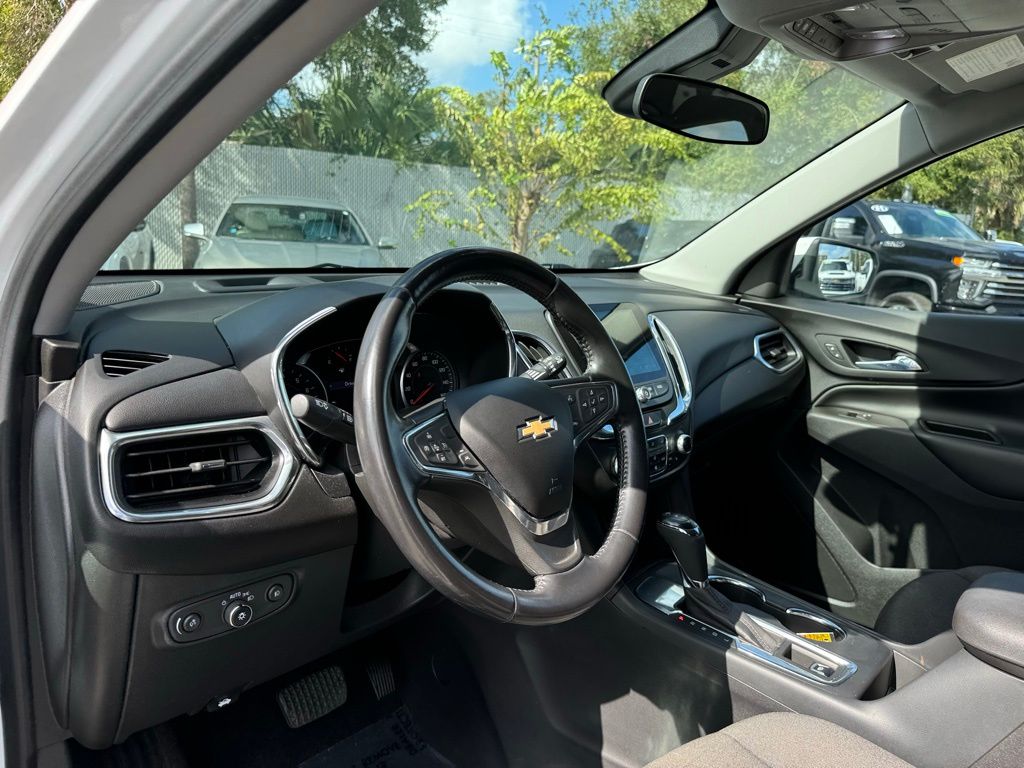 2020 Chevrolet Equinox LT 29